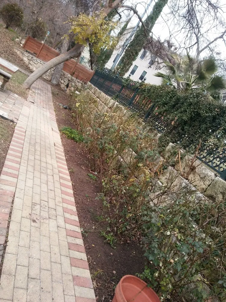 Top-rated garden landscaping experts serving Round Rock, TX - Gutierrez Professional Lawn Care