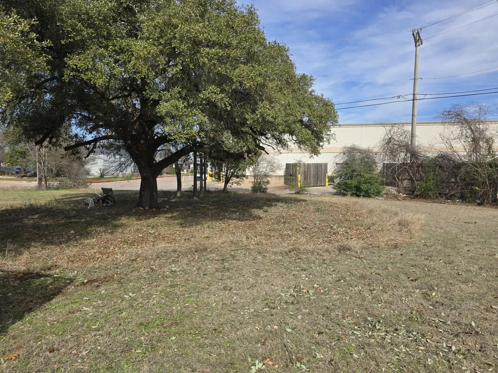 Reliable lawn care service for year-round maintenance across Round Rock, TX - Gutierrez Professional Lawn Care