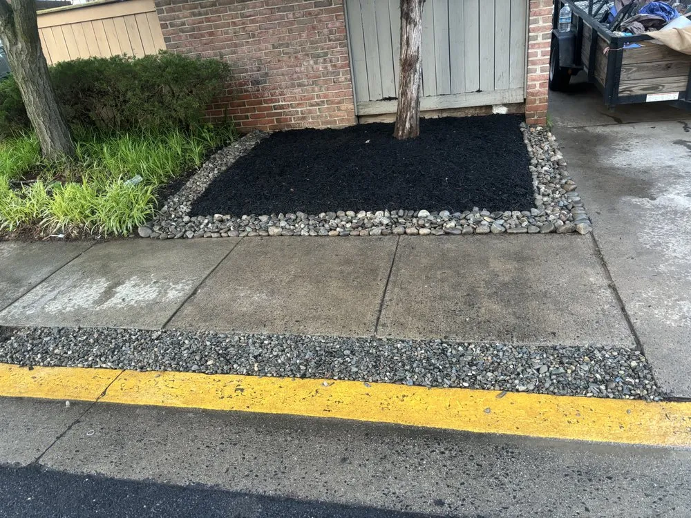 Reliable lawn care service experts serving Gaithersburg, MD - Gutierrez Rivas Landscaping