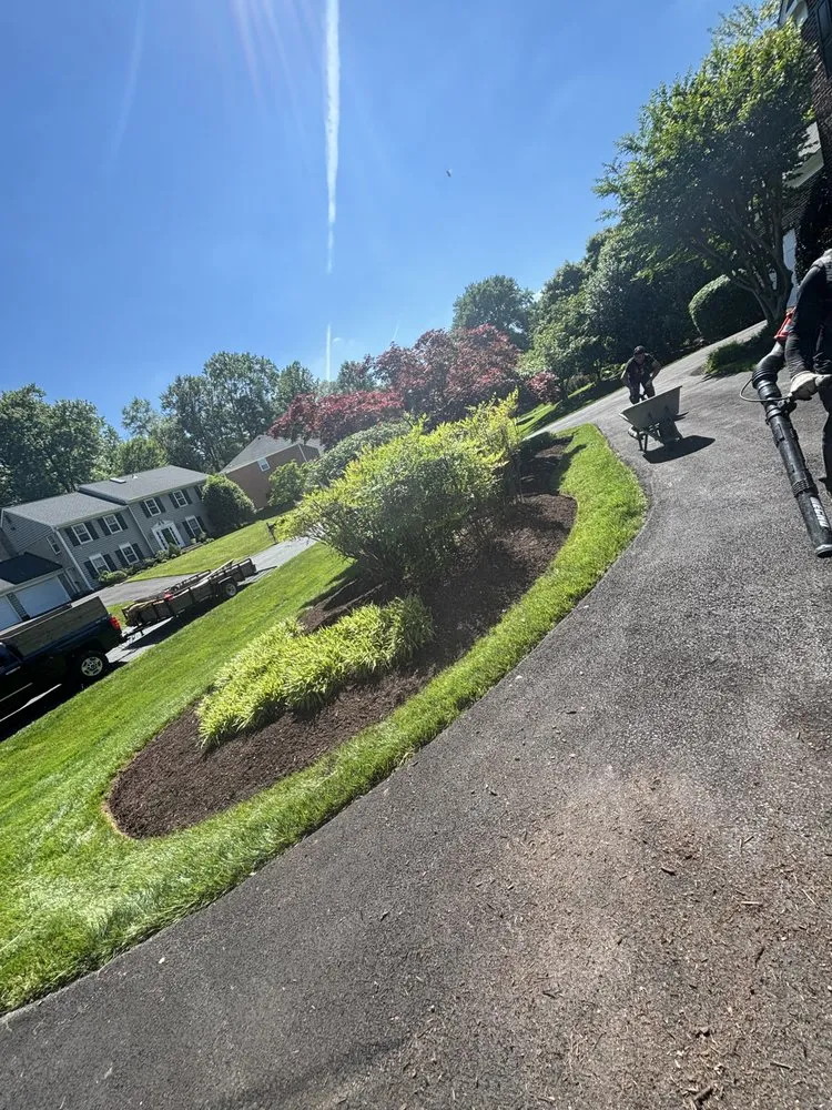 Trusted lawn mowing service experts serving Gaithersburg, MD - Gutierrez Rivas Landscaping