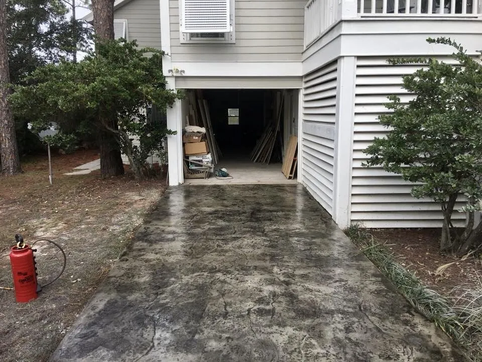 Custom yard cleanup service in Wilmer, AL by Guy Concrete & Landscaping