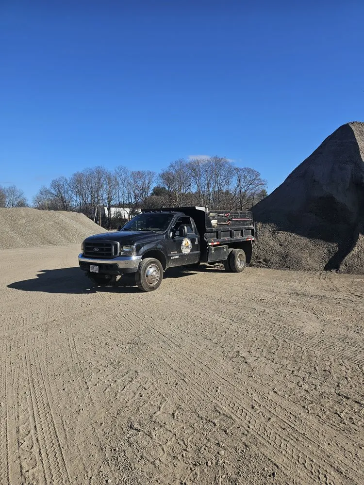 Trusted outdoor landscaping for beautiful yards across Clinton, MA - Guzman Construction