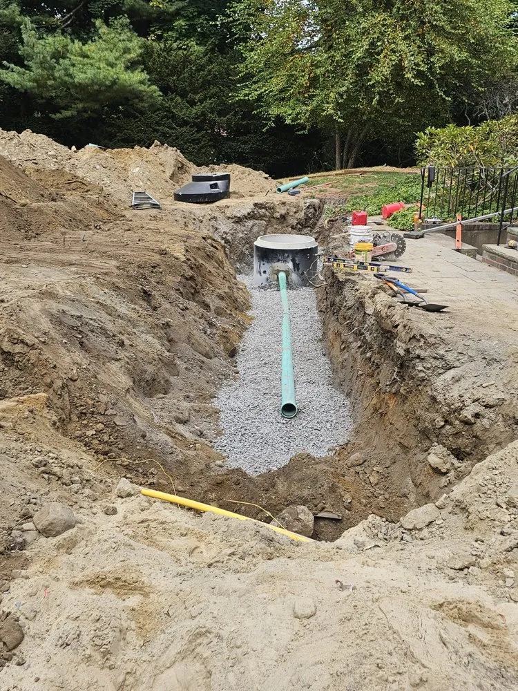 Custom landscape installation experts serving Clinton, MA - Guzman Construction