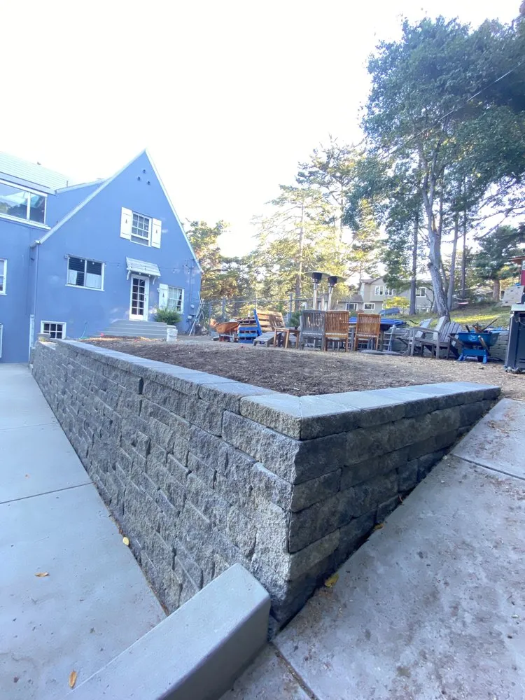 Custom landscaping services for homes across Oakland, CA - Guzman Landscaping By Francisco