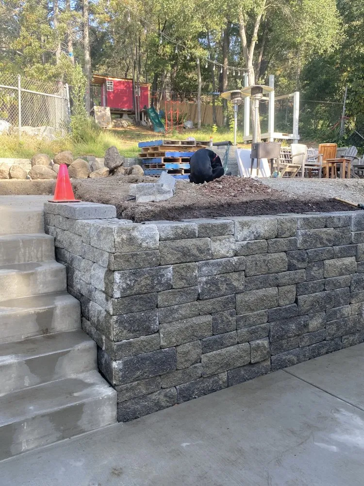 Trusted landscaping services in Oakland, CA - Guzman Landscaping By Francisco