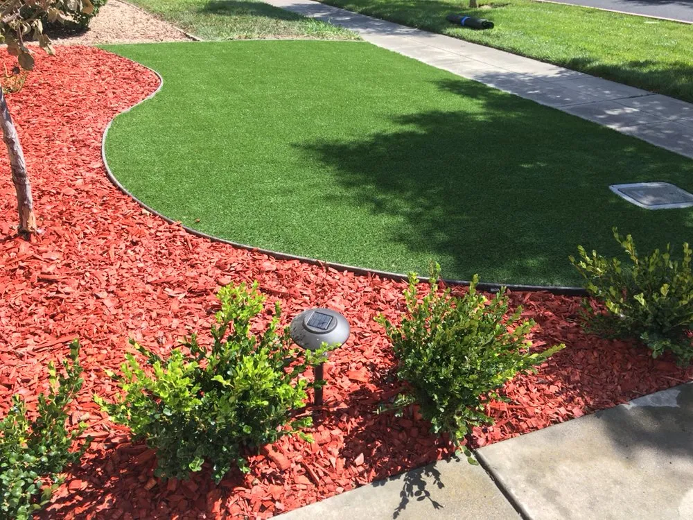Expert yard maintenance in Oakland, CA by Guzman Landscaping By Francisco
