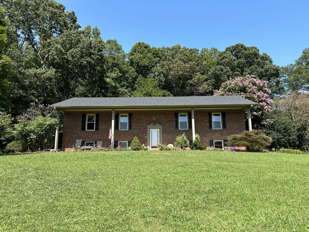 Custom outdoor landscaping in Yadkinville, NC - Guzman Landscaping Enterprise