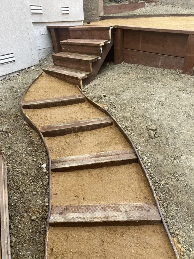 Local yard maintenance experts serving Richmond, CA - Guzman Landscaping