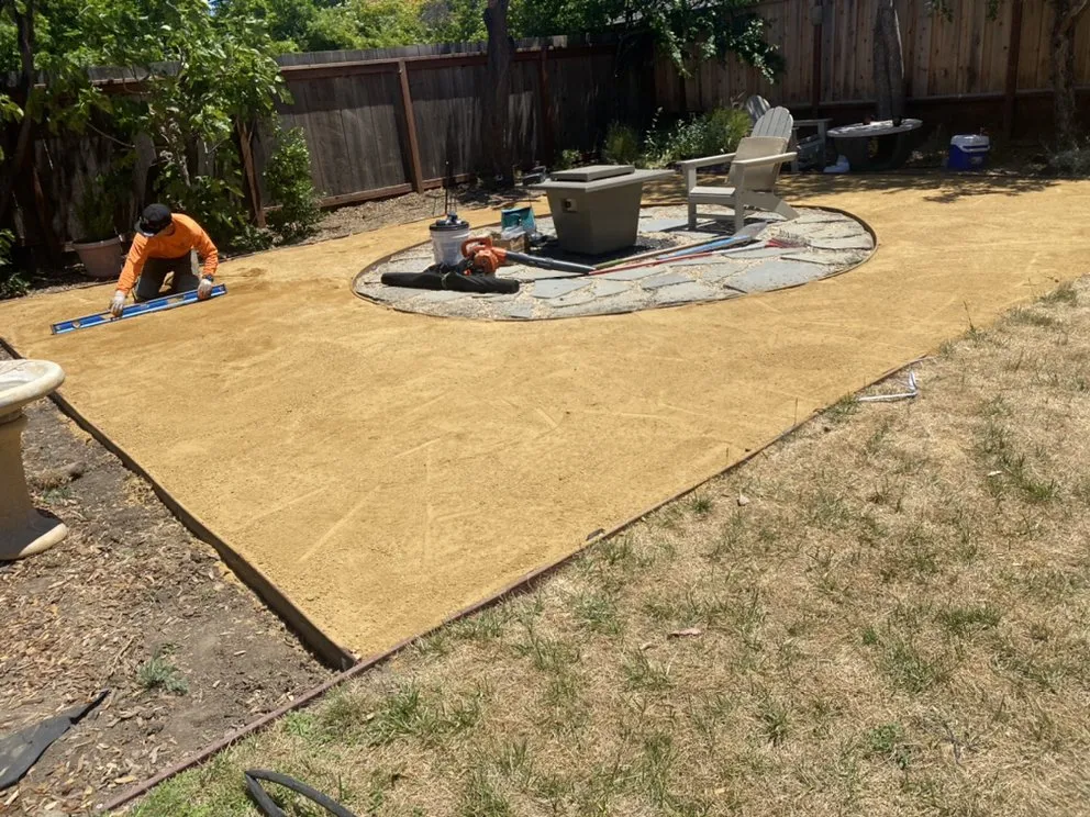 Affordable lawn mowing service experts serving Richmond, CA - Guzman Landscaping