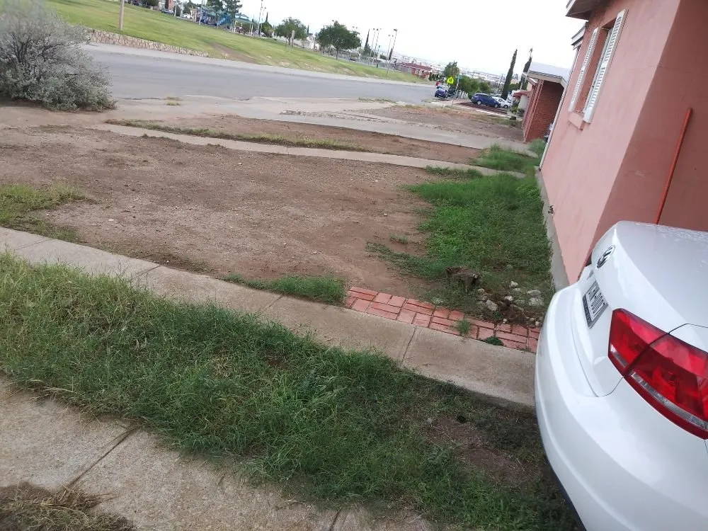 Affordable landscape installation in El Paso, TX - Guzman Lawn & Landscape