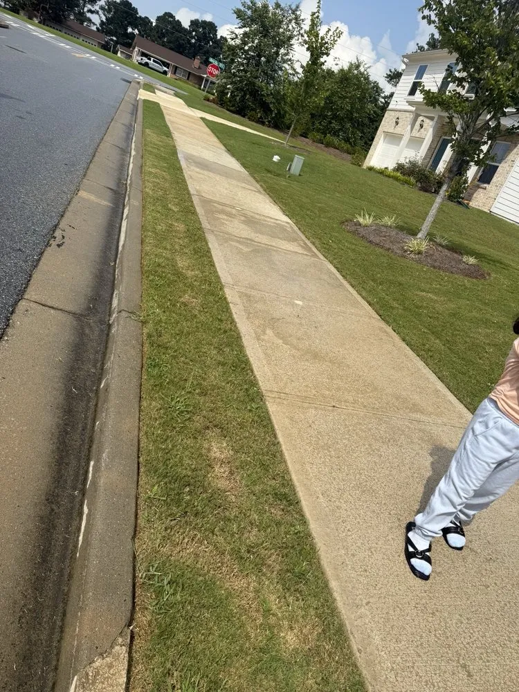 Top-rated lawn care service for year-round maintenance in Marietta, GA by Guzman Lawn & Landscaping