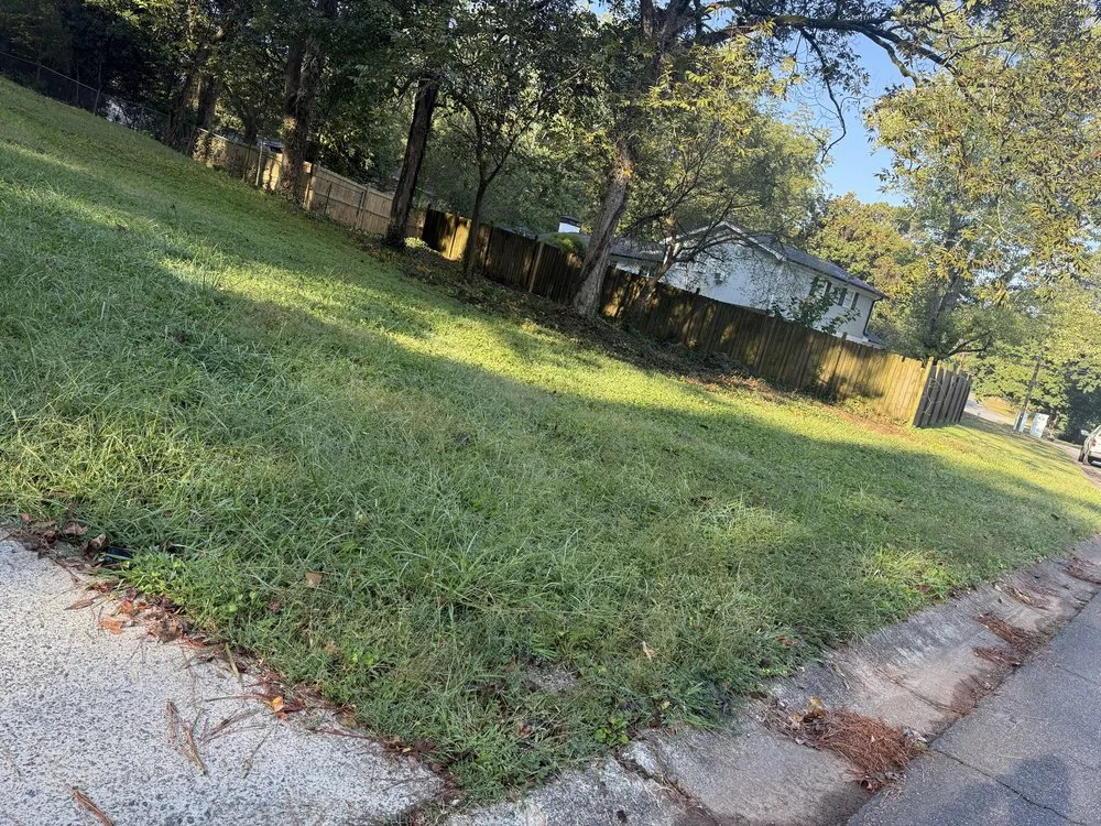 Reliable lawn care service experts serving Marietta, GA - Guzman Lawn & Landscaping