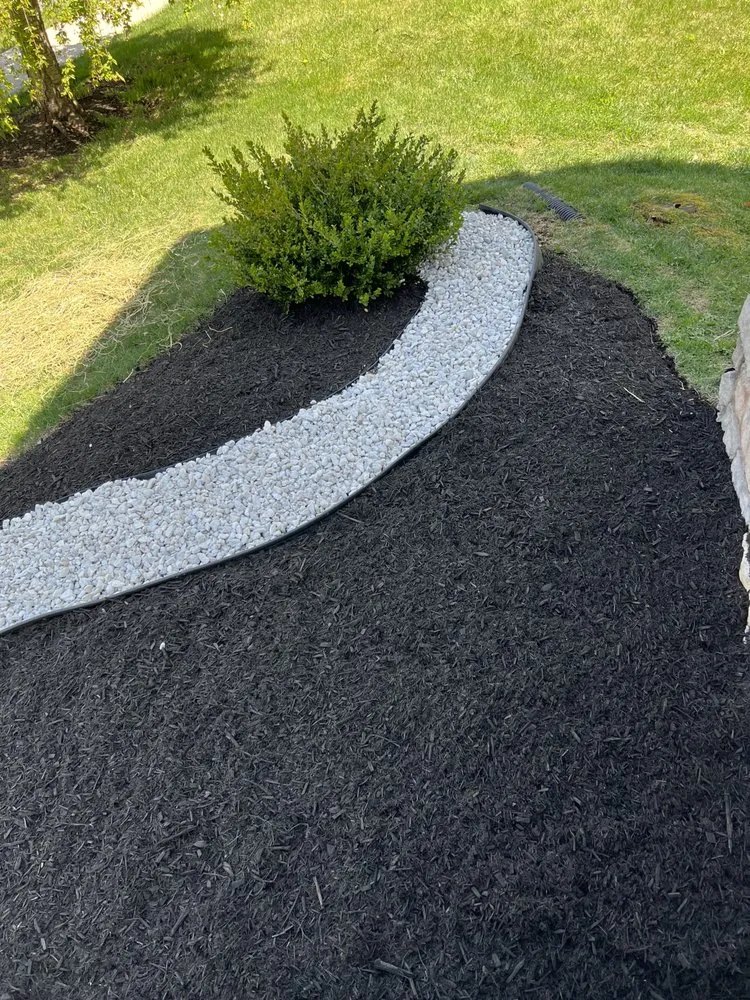 Custom outdoor landscaping experts serving Flanders, NJ - Guzys Landscaping and Services