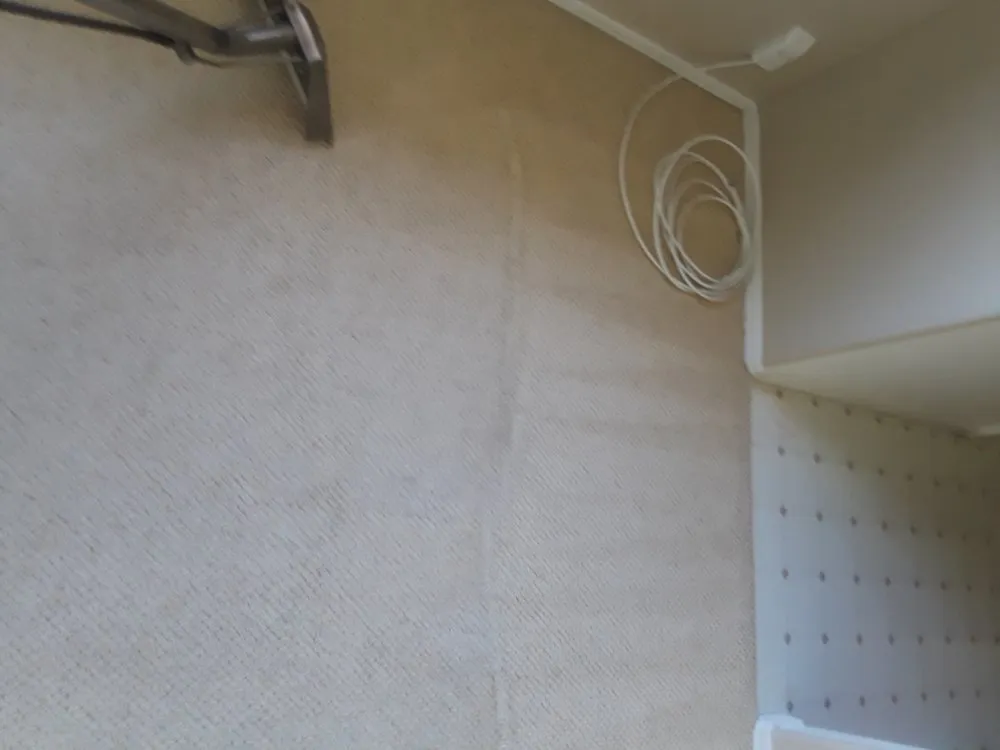 Local lawn mowing service in Kapolei, HI - Guzzy's Service