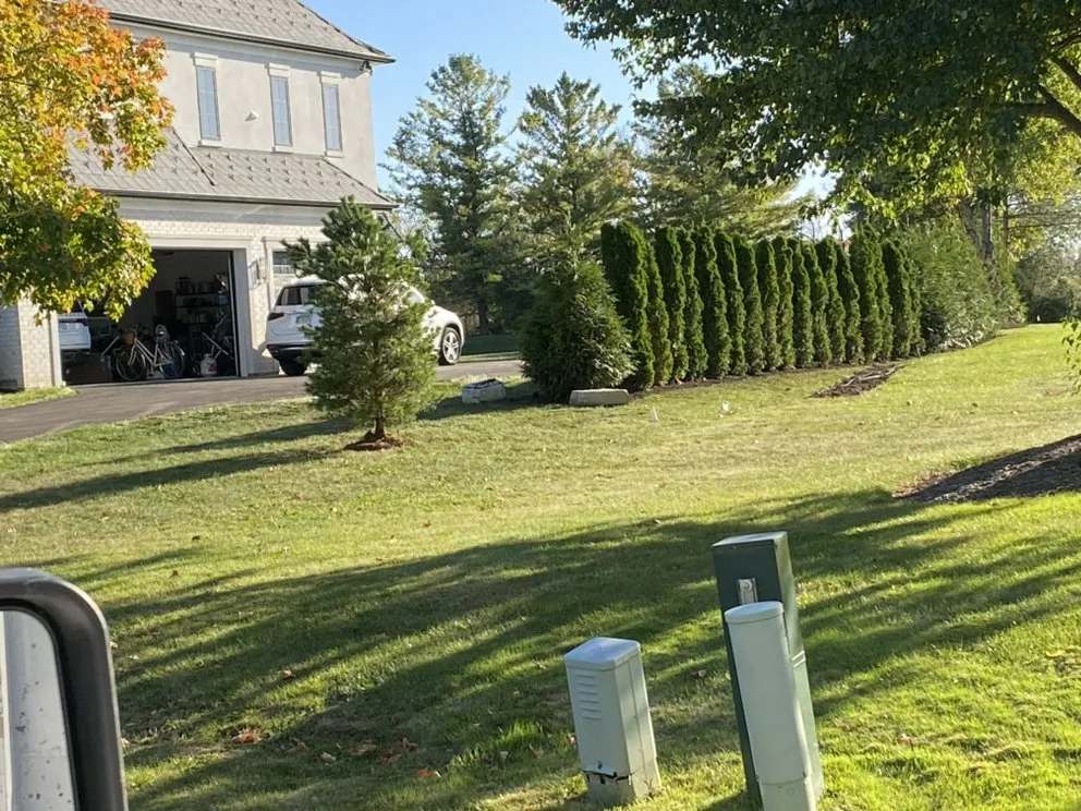 Top-rated lawn mowing service for homes in Libertyille, IL by GV Landscaping