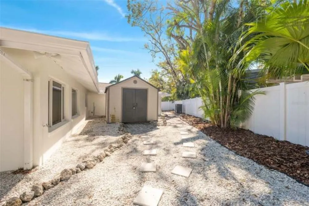 Professional landscaping services near you in Bradenton, FL by GV Landscaping Solutions