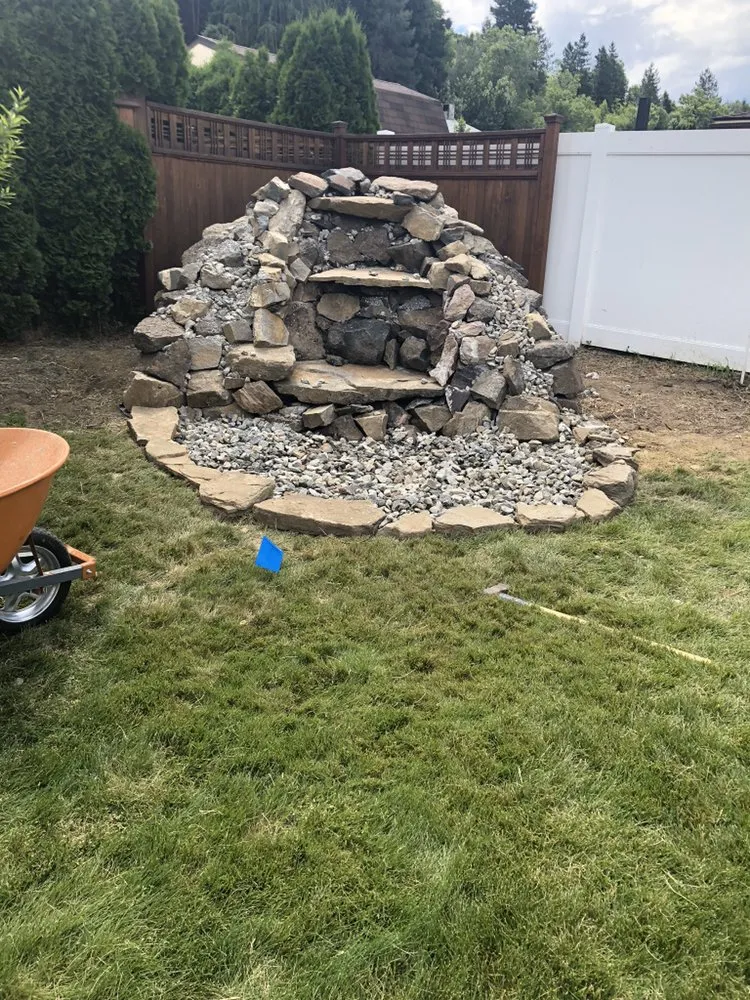 Custom yard cleanup service in Wenatchee, WA by GV Landscaping