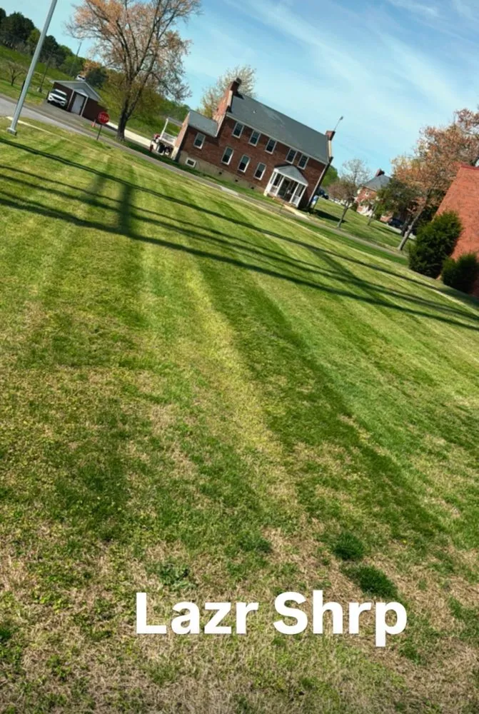 Professional yard cleanup service in Saint Charles, MD - G&W Cleaning and Landscaping