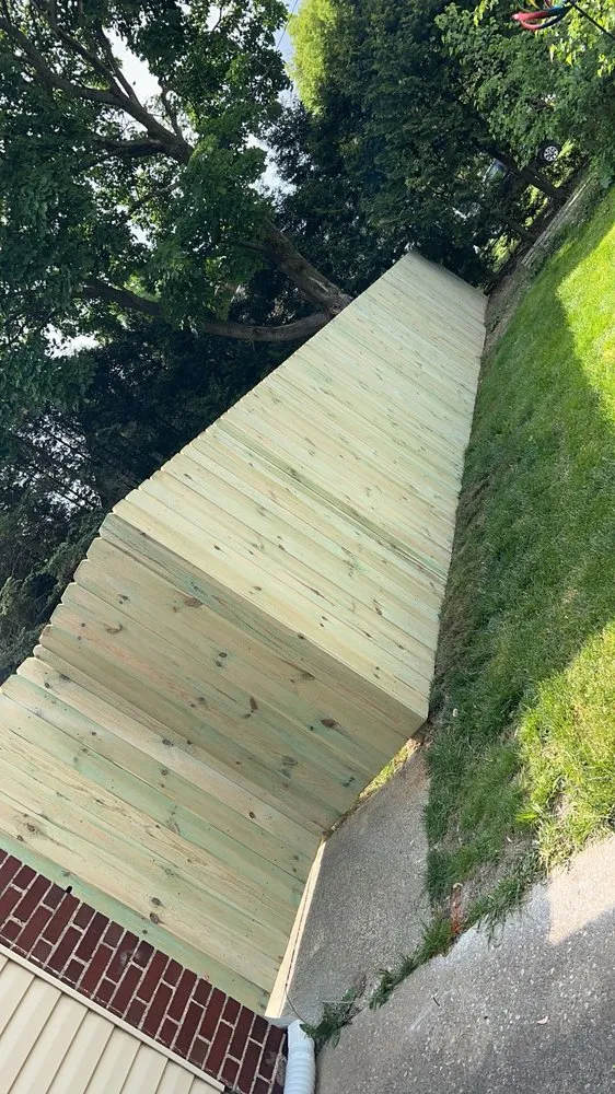 Local lawn mowing service in Doylestown, OH - GW Landscape & Fence