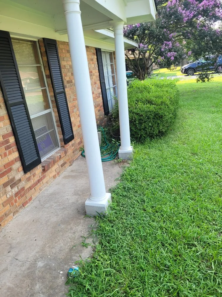 Top-rated residential landscaping in Cleveland, MS by GW Lawn Care Services