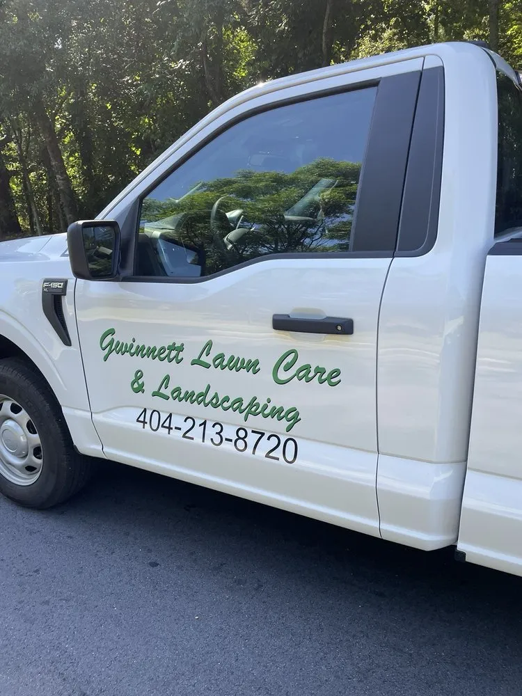 Trusted yard maintenance in Dacula, GA by Gwinnett Lawns