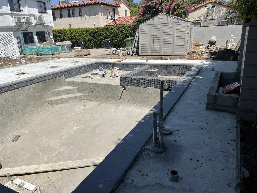 Custom yard cleanup service in Van Nuys, CA - GWP Builders