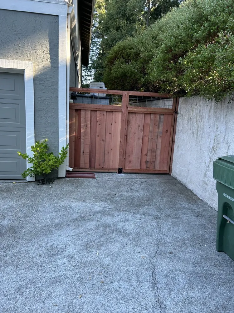 Trusted outdoor landscaping for beautiful yards across Pittsburg, CA - H & E Lawn And Landscaping