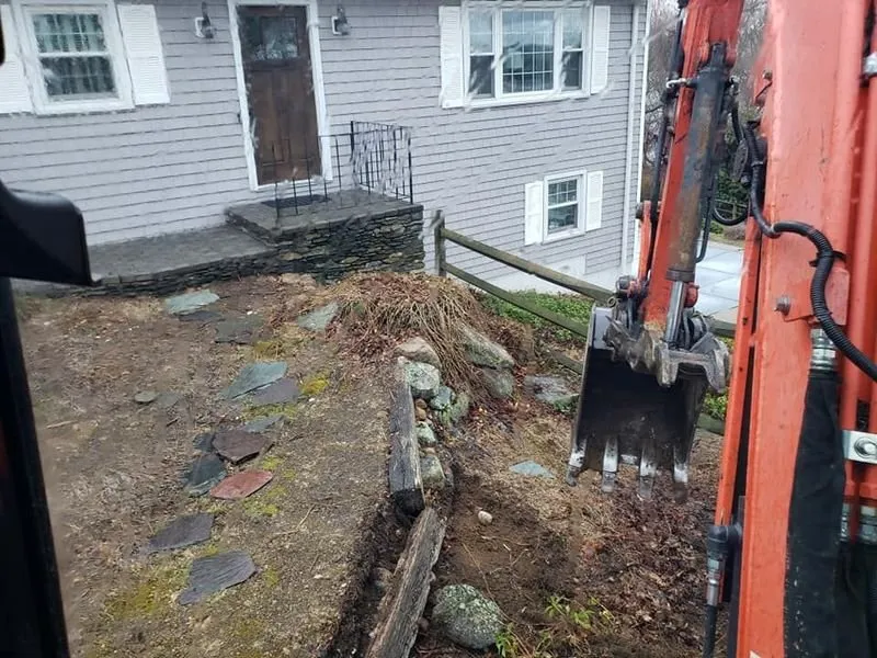 Top-rated yard cleanup service with custom design across Ledyard, CT - H & H Landscaping