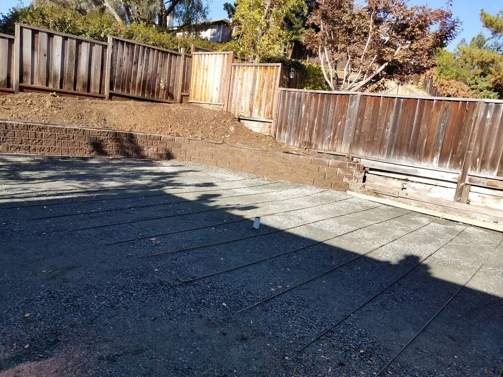 Local yard maintenance in Pittsburg, CA - H & H Landscaping