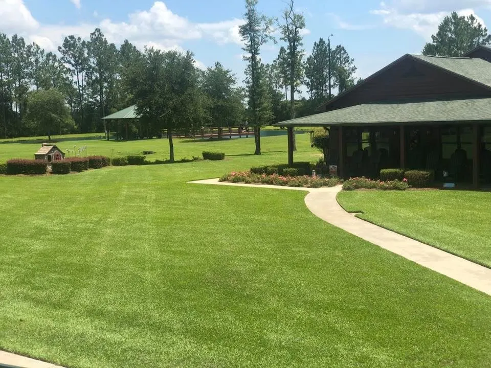 Local lawn care service experts serving Jesup, GA - H & H Pressure Washing and Lawn Care