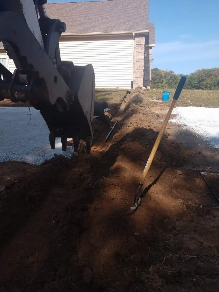 Top-rated yard maintenance experts serving Valparaiso, IN - H & H Unlimited Services