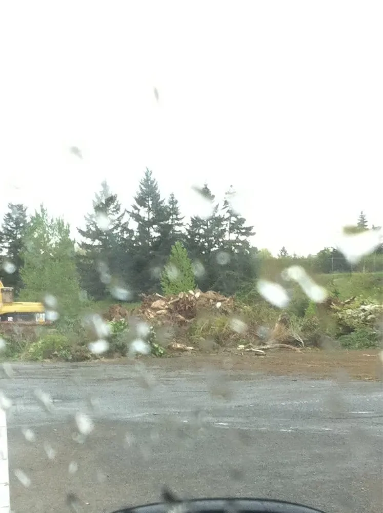 Expert landscape design experts serving Vancouver, WA - H & H Wood Recyclers