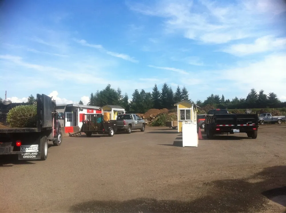 Trusted landscape installation for homes across Vancouver, WA - H & H Wood Recyclers