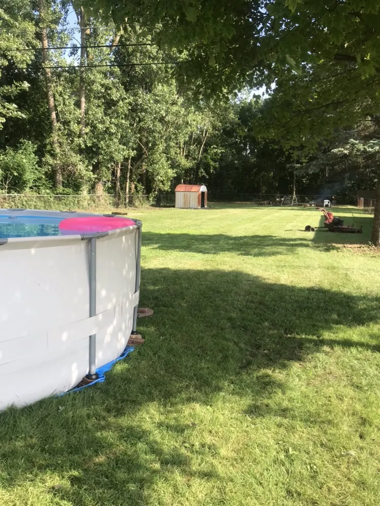 Affordable landscape design with custom design in Westland, MI by H & J Landscaping Cleaning Service