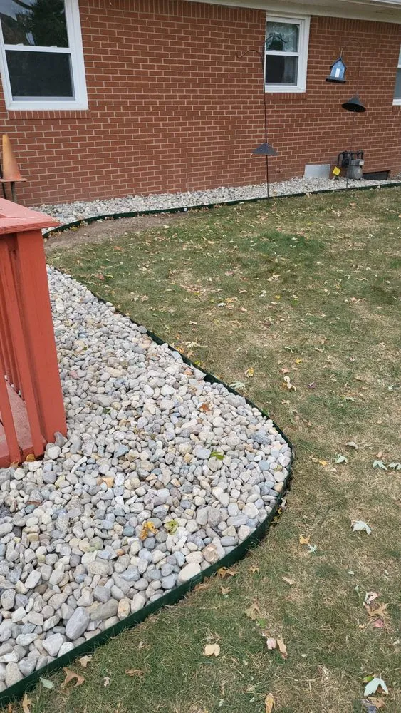 Custom lawn mowing service in Indianapolis, IN - H & J Lawn Care Service