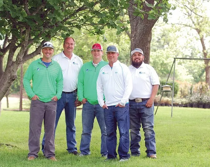Expert garden landscaping in Hewitt, TX - H & M Landscape & Sprinklers