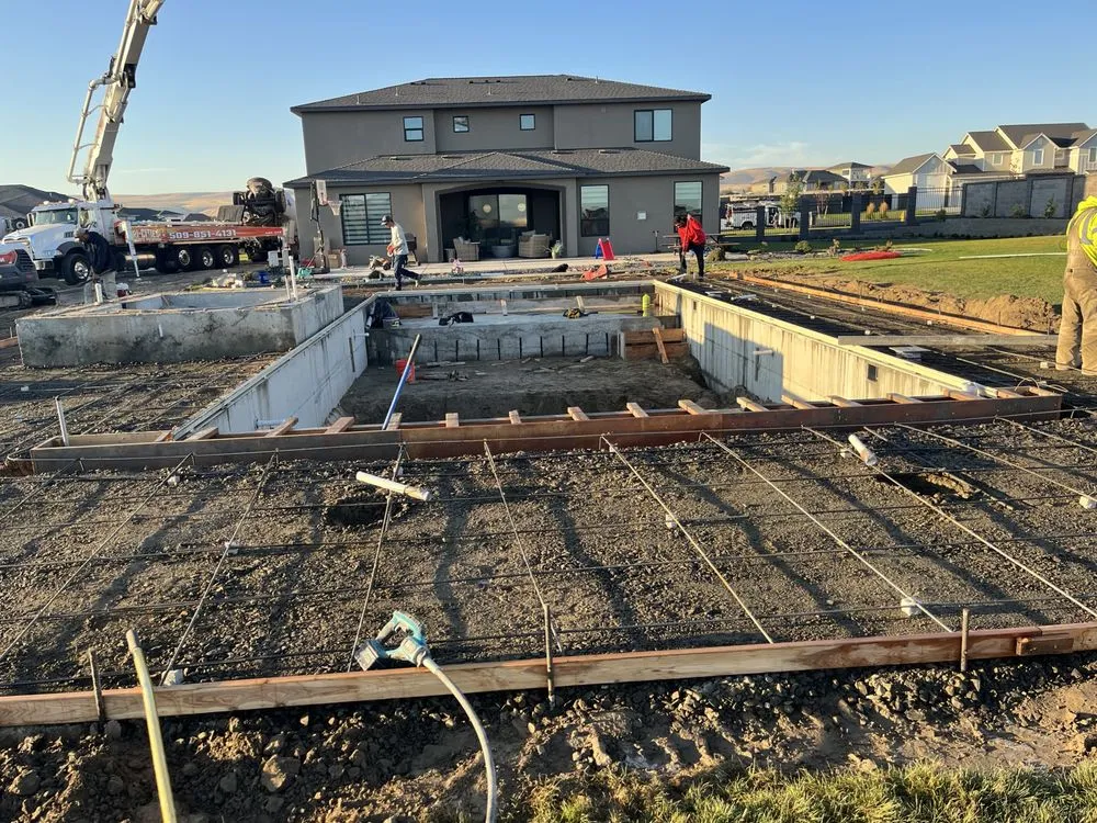 Expert landscape installation in Kennewick, WA - H & M Pools and Landscaping