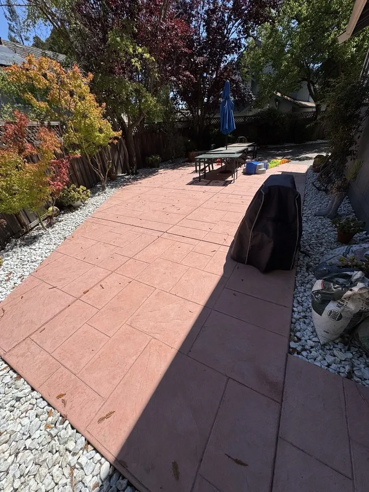 Expert garden landscaping in Pittsburg, CA by H & N Landscaping & Anthony Concrete Pump