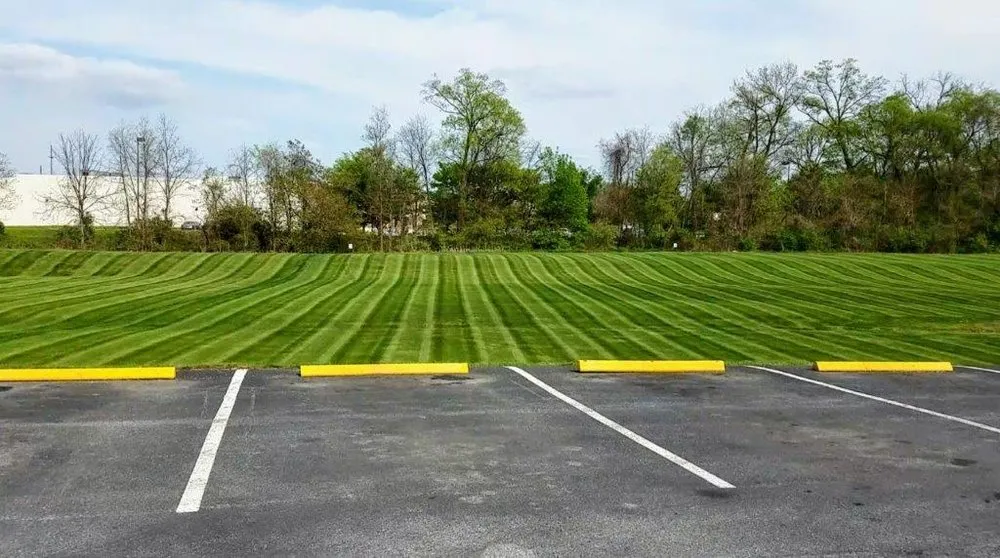 Local lawn mowing service experts serving Mechanicsburg, PA - H & N Landscaping