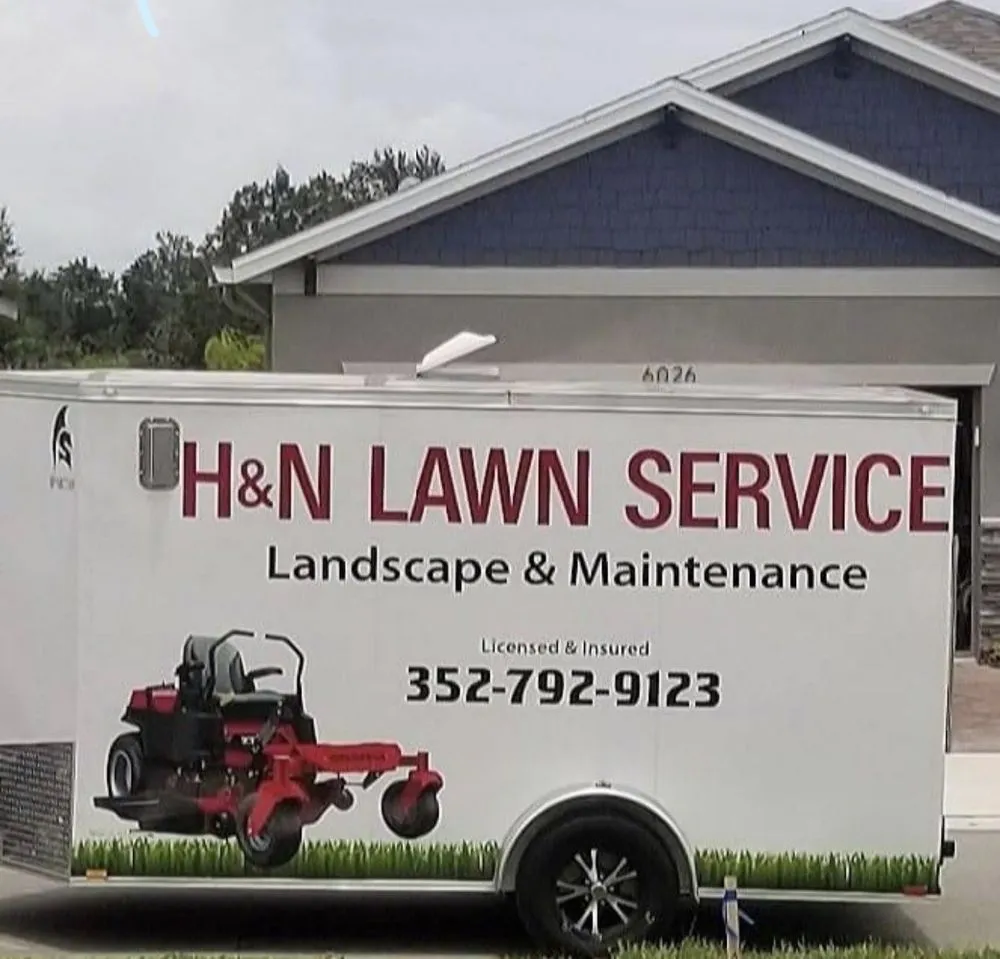Affordable outdoor landscaping experts serving Ruskin, FL - H & N lawn service