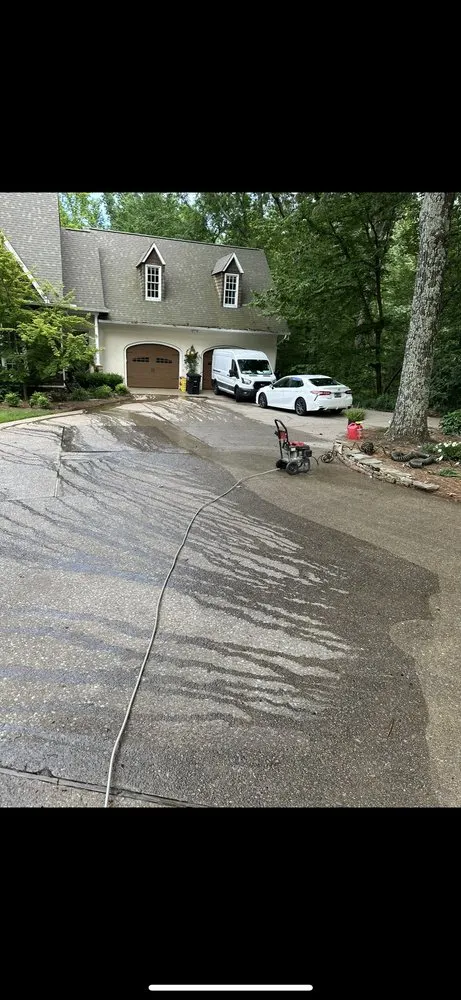 Custom lawn care service in Jackson, TN - H & P Home Restoration