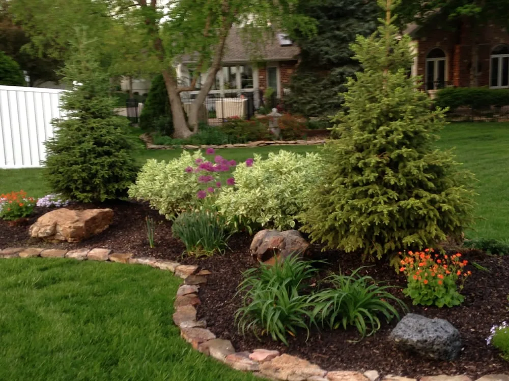 Affordable landscaping services for homes in Bucyrus, MO by H & R Lawn & Landscape