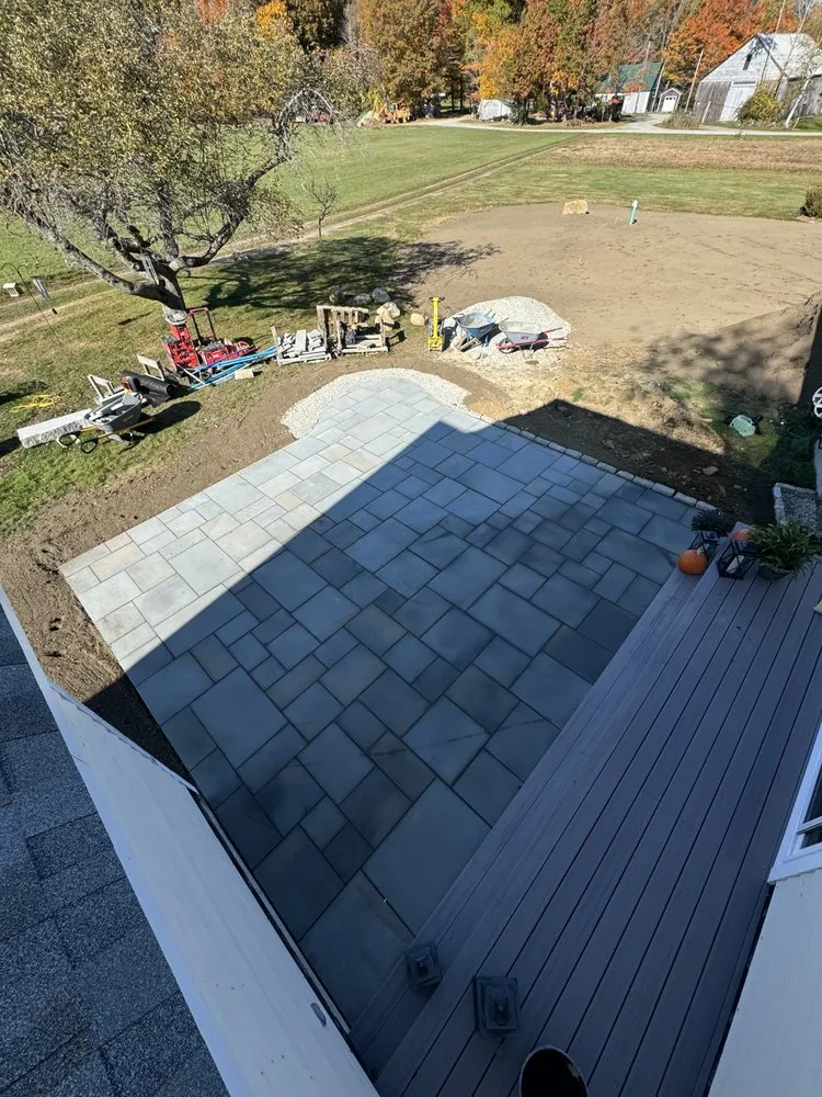 Local outdoor landscaping experts serving Fremont, NH - H Arseneau Earth Works