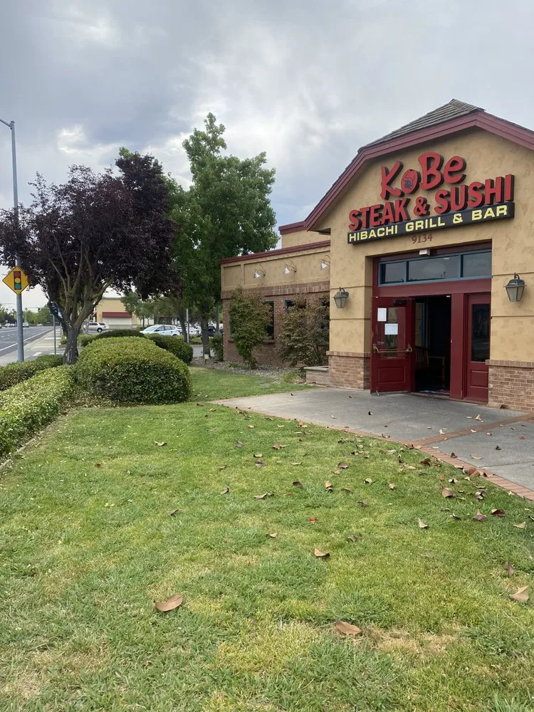 Trusted yard maintenance experts serving Sacramento, CA - H E G Lawn Services