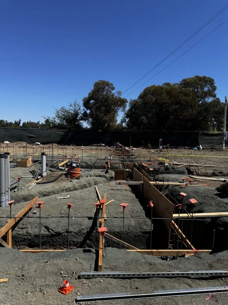 Reliable yard maintenance experts serving Walnut Creek, CA - H Group Contracting