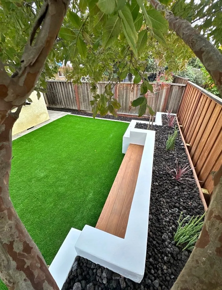 Reliable residential landscaping in Walnut Creek, CA by H Group Contracting