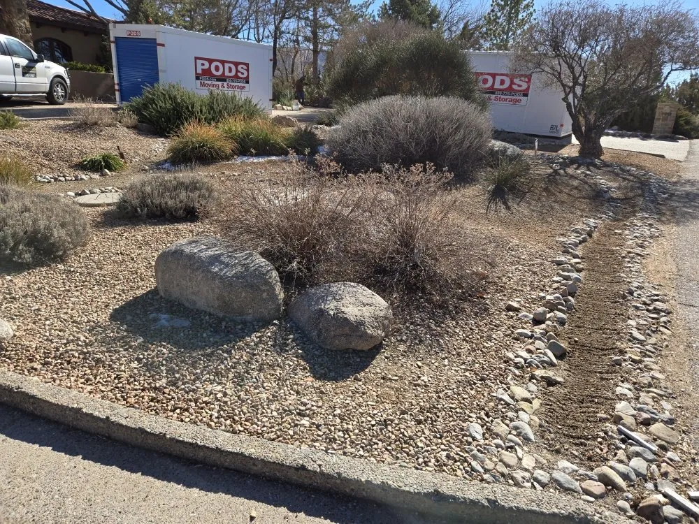 Trusted yard maintenance for residential properties across Rio Rancho, NM - H L Services