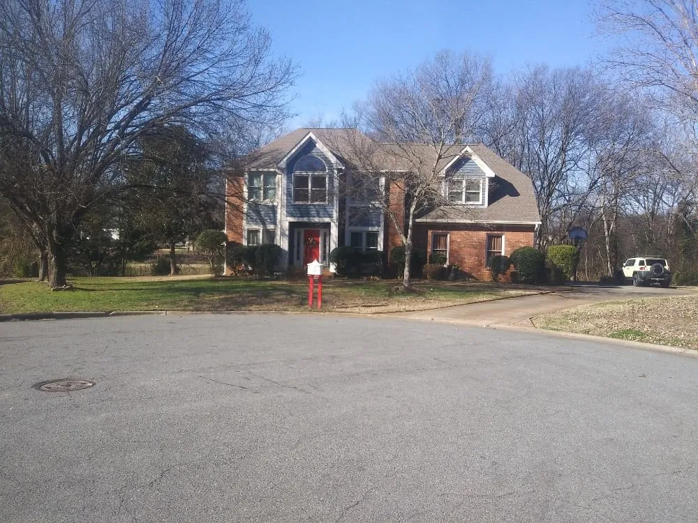 Affordable residential landscaping for beautiful yards in Charlotte, NC by H M Landscaping