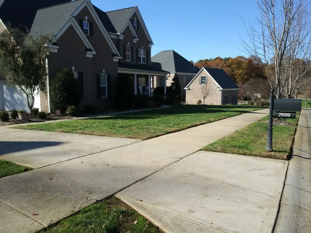 Expert yard cleanup service for beautiful yards across Charlotte, NC - H M Landscaping