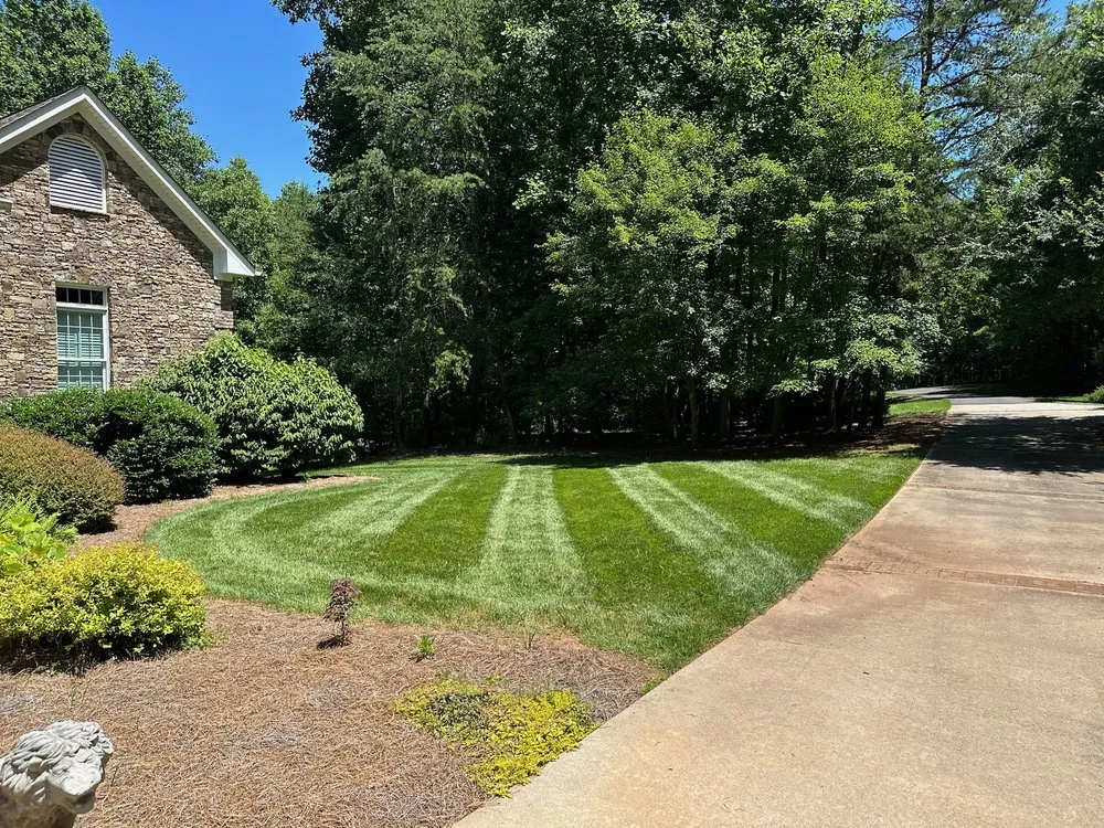 Professional lawn mowing service in Gainesville, GA - H1 Lawn & Landscaping